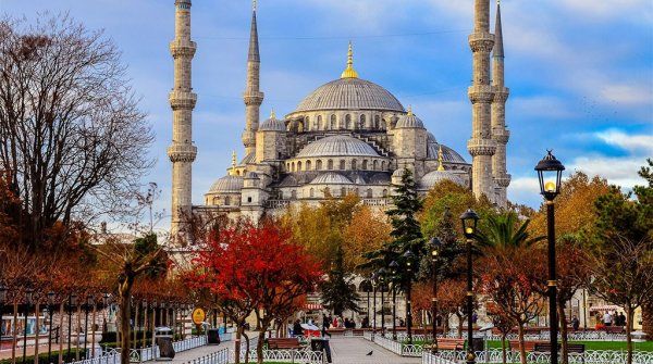 Turizmin Kalbi Sultanahmet’te Güvenlik ve Trafik Düzeni Güçlendirildi