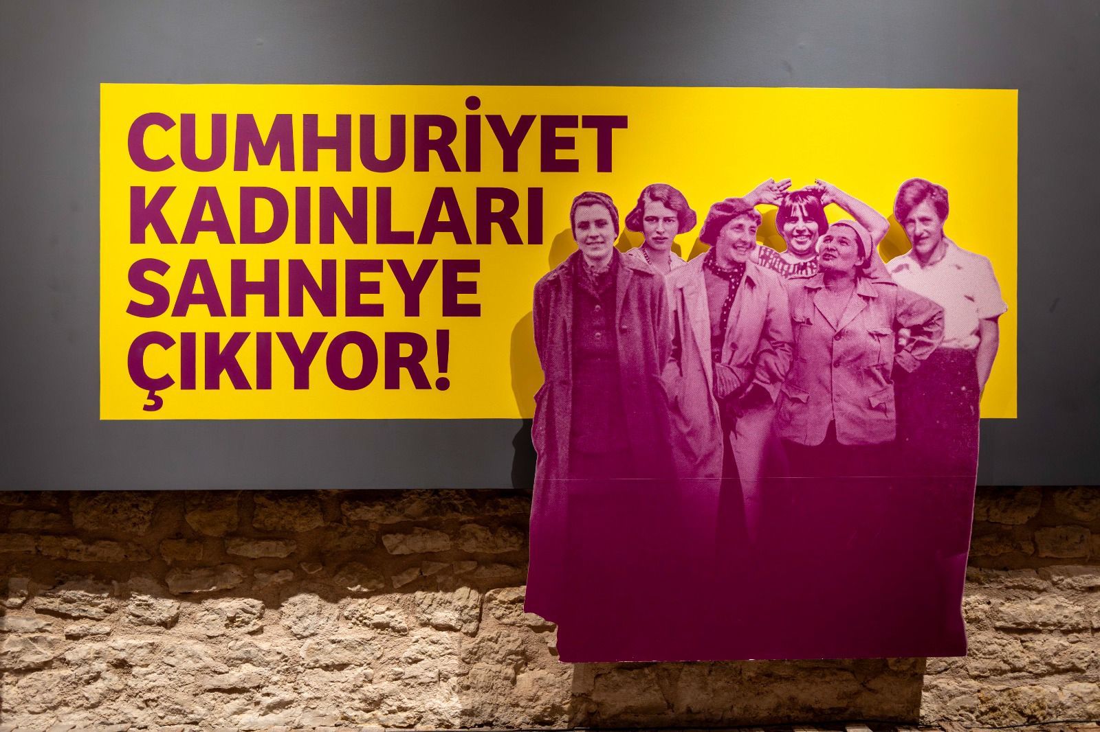 Cumhuriyet Kadınlarının İzleri Baruthane’de İstanbul’la Buluştu